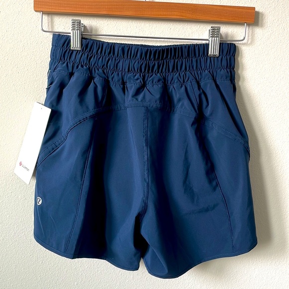 NWT Lululemon Lined Mid Rise Track That Short *5" True Navy Size 4 - Picture 2 of 11